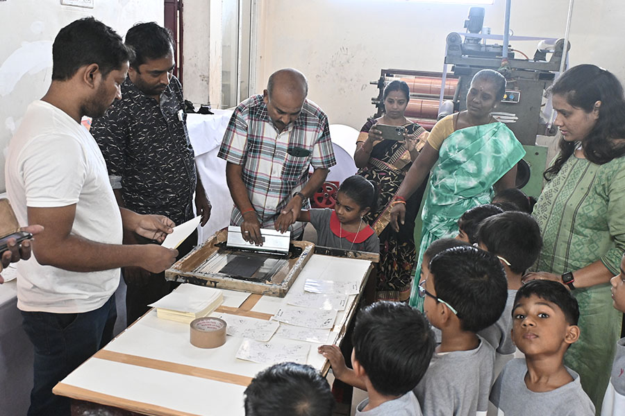 Exploring the World of Printing – KG1 Educational Visit